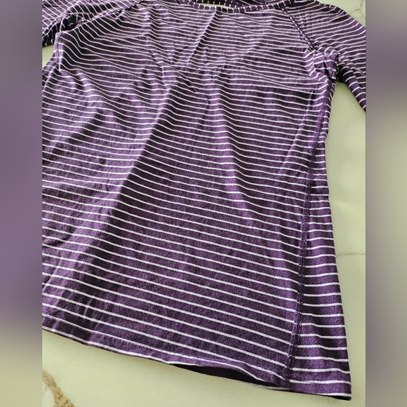LULULEMON Physically Fit Open Back Purple Stripe T Shirt Sz S/M? - Picture 7 of 12